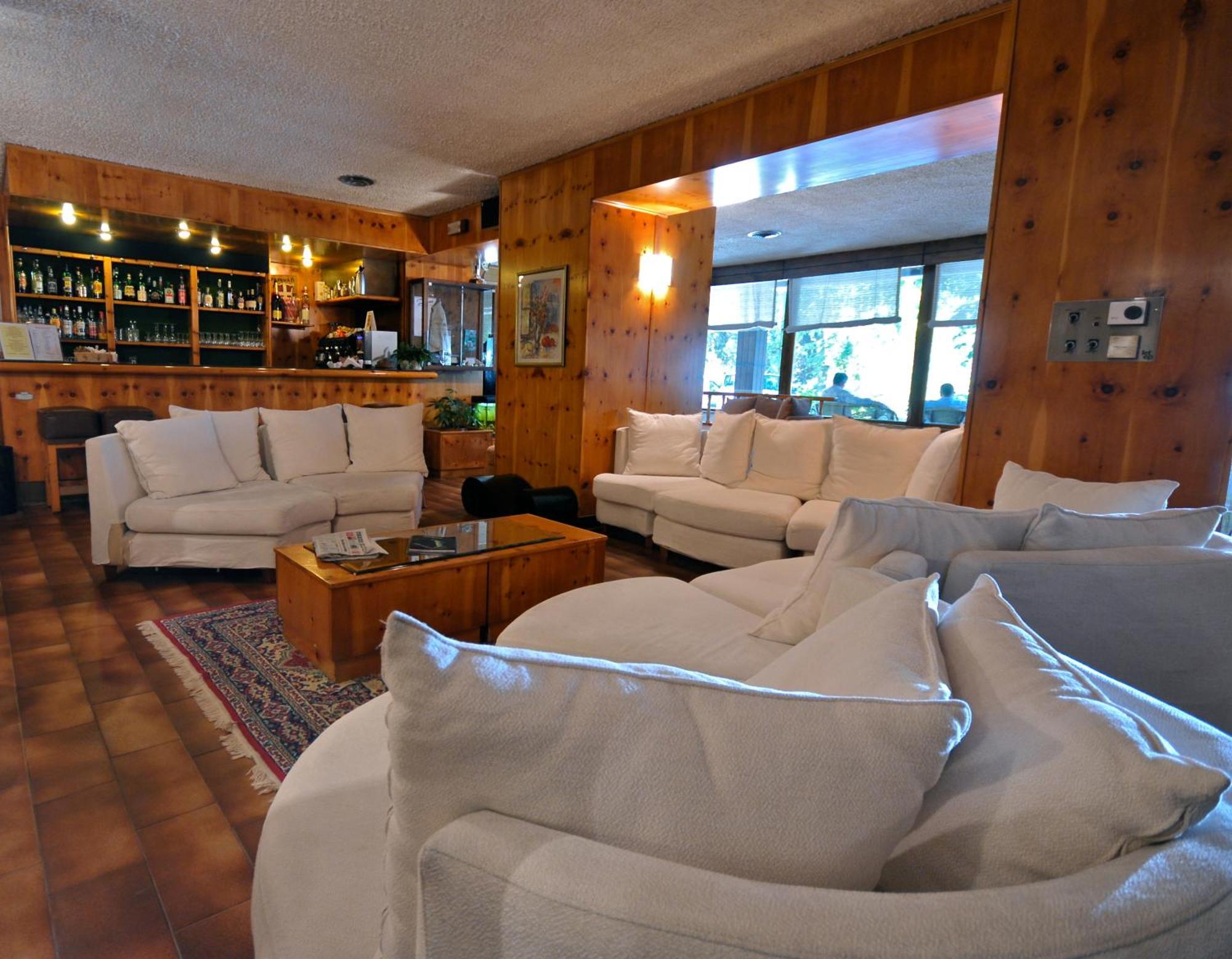 Hotel Nazionale Bormio Exterior foto