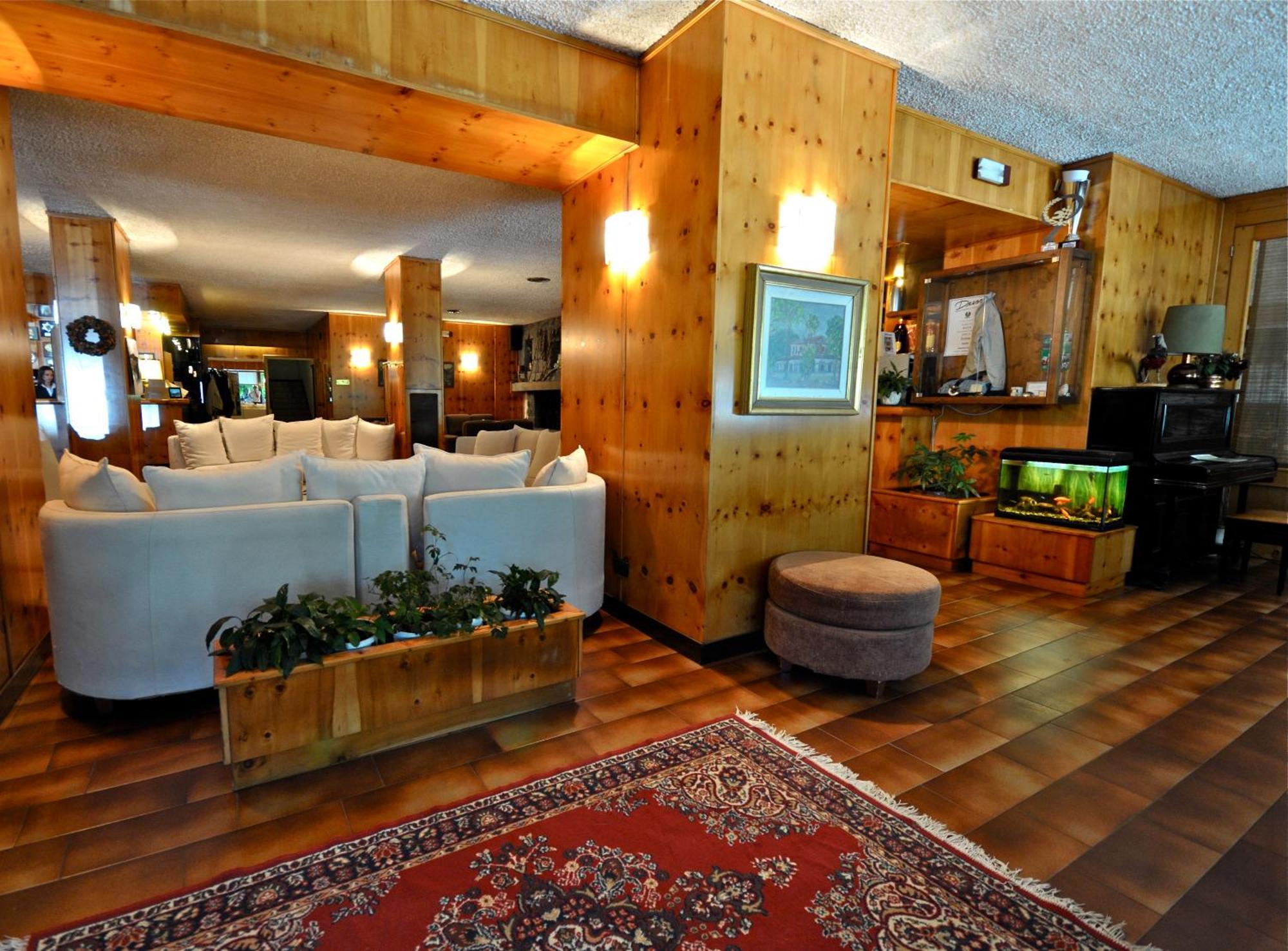 Hotel Nazionale Bormio Exterior foto